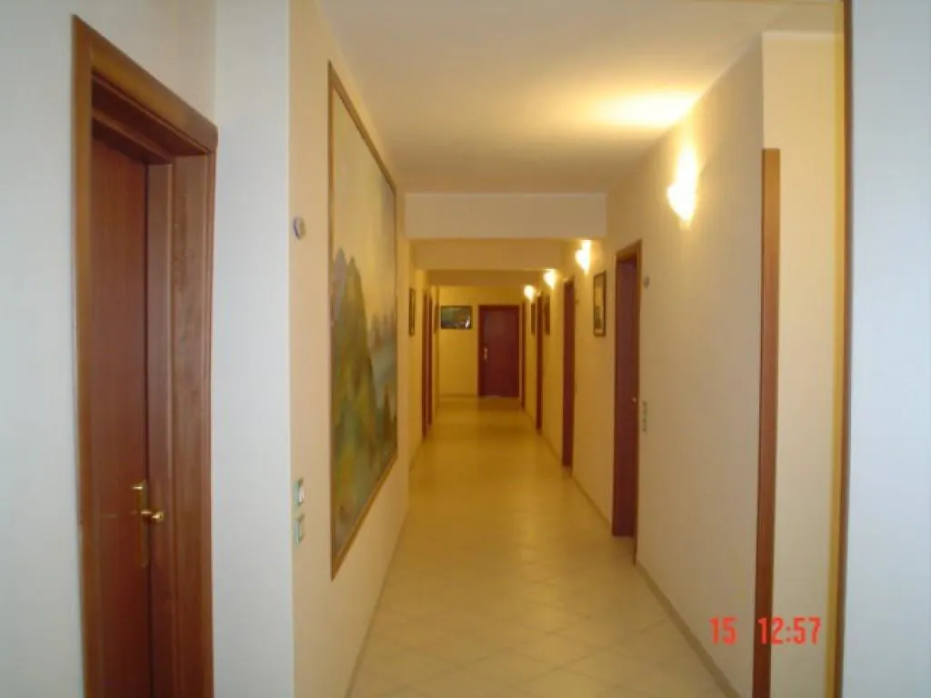 Canape Apartments Patti